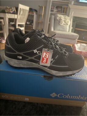 NEW IN BOX Columbia Women’s Black Trail Running Shoes - Waterproof OutDry